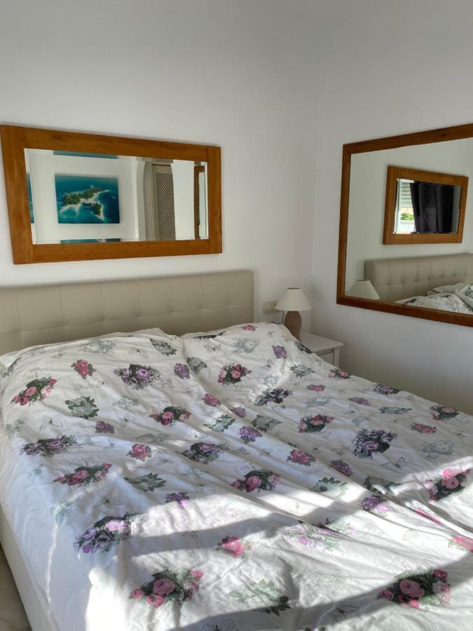 Apartamento Bahia De Casares Estepona Exterior foto